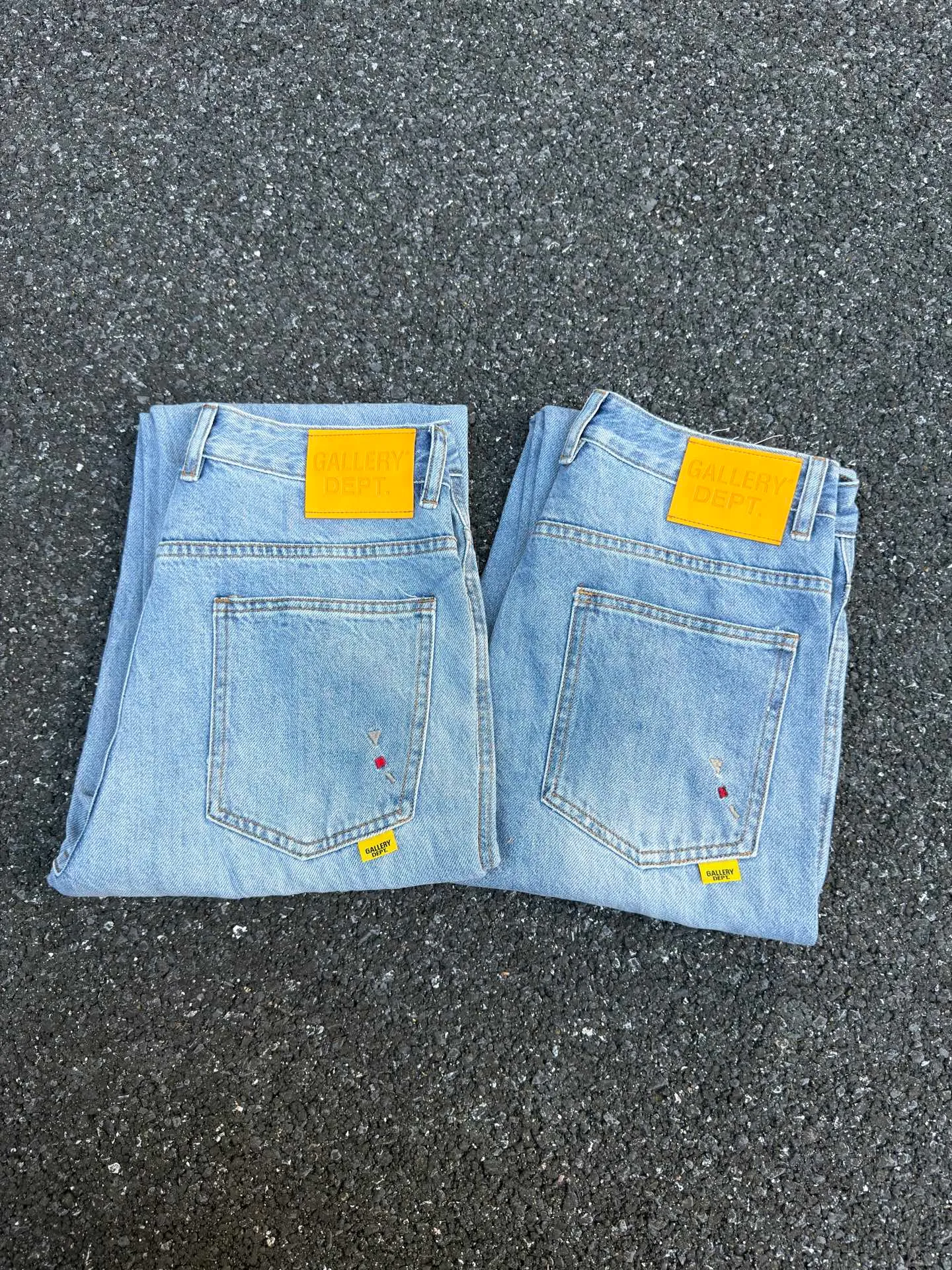 P220💰G02 GALLERY DEPT. Classic embroidered splash-ink washed jeans. Size: 28 30 32 34 36